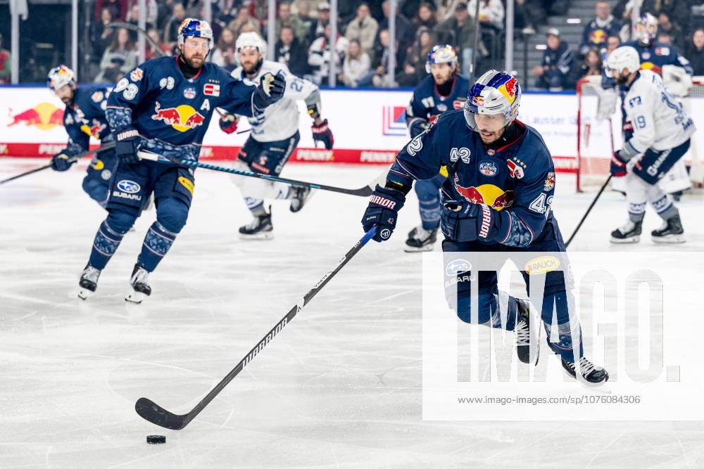 Yasin Ehliz EHC Red Bull Muenchen, 42 GER, EHC Red Bull Muenchen vs Adler Mannheim, Ice Hockey, DEL, Playoffs, Semifinal Game 4, Season 2025 2026, 14 04 2026 GER, EHC Red Bull Muenchen vs Adler Mannheim, Ice Hockey, DEL, Playoffs, Semifinal Game 4, Season 2025 2026, 14 04 2026 Muenchen