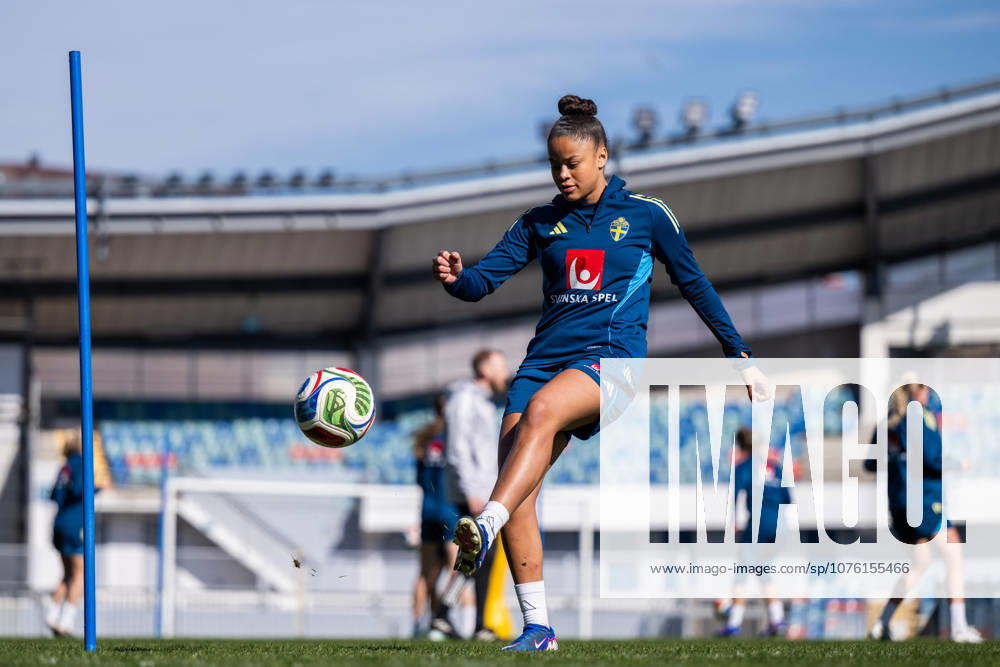 Felicia Schröder of the Swedish women s national football team during a training session on April 16, 2026 in Gothenburg Photo Mathias Bergeld BILDBYRAN code MB MB1364 fotboll football soccer fotball vm kval kval fifa womens world cup qualifier qualifier träning practice training sverige sweden dam bbeng women kvinner
