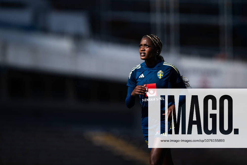 Evelyn Ijeh of the Swedish women s national football team during a training session on April 16, 2026 in Gothenburg Photo Mathias Bergeld BILDBYRAN code MB MB1364 fotboll football soccer fotball vm kval kval fifa womens world cup qualifier qualifier träning practice training sverige sweden dam bbeng women kvinner