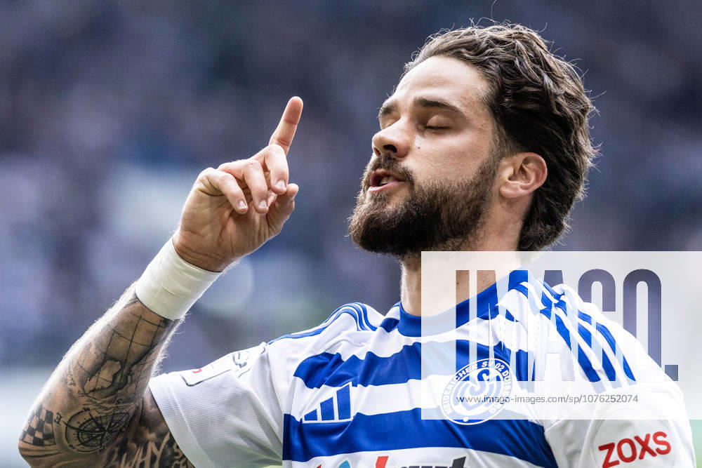 3 Liga MSV Duisburg TSG Hoffenheim II 18 04 2026 MSV Duisburg celebrates the goal, 1 0 by Lex Tyger Lobinger MSV Duisburg, 45 3 Liga MSV Duisburg TSG Hoffenheim II Schauinsland Reisen Arena, Duisburg, 18 04 2026 DFB regulations prohibit any use of photographs as image sequences and or quasi video