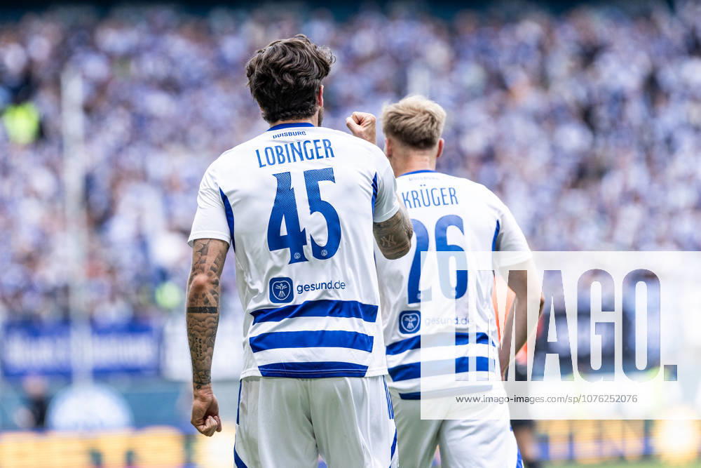 3 Liga MSV Duisburg TSG Hoffenheim II 18 04 2026 MSV Duisburg celebrates the goal, 1 0 by Lex Tyger Lobinger MSV Duisburg, 45 3 Liga MSV Duisburg TSG Hoffenheim II Schauinsland Reisen Arena, Duisburg, 18 04 2026 DFB regulations prohibit any use of photographs as image sequences and or quasi video