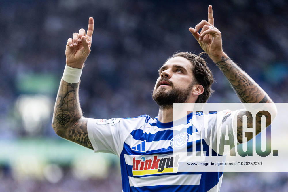 3 Liga MSV Duisburg TSG Hoffenheim II 18 04 2026 MSV Duisburg celebrates the goal, 1 0 by Lex Tyger Lobinger MSV Duisburg, 45 3 Liga MSV Duisburg TSG Hoffenheim II Schauinsland Reisen Arena, Duisburg, 18 04 2026 DFB regulations prohibit any use of photographs as image sequences and or quasi video