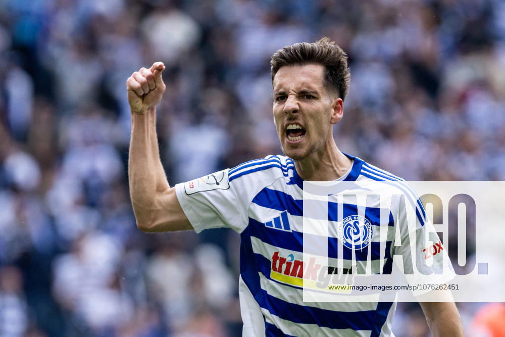 3 Liga MSV Duisburg TSG Hoffenheim II 18 04 2026 MSV Duisburg celebrates the goal, 3 1 by Conor Noß MSV Duisburg, 14 3 Liga MSV Duisburg TSG Hoffenheim II Schauinsland Reisen Arena, Duisburg, 18 04 2026 DFB regulations prohibit any use of photographs as image sequences and or quasi video