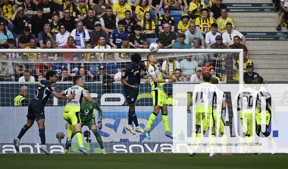 Penalty area scene, goal area scene header duel duel action Waldemar Anton Borussia Dortmund BVB 03 TSG 1899 Hoffenheim vs Borussia Dortmund BVB 18 04 2026 DFL REGULATIONS PROHIBIT ANY USE OF PHOTOGRAPHS AS IMAGE SEQUENCES AND OR QUASI VIDEO TSG 1899 Hoffenheim vs Borussia Dortmund