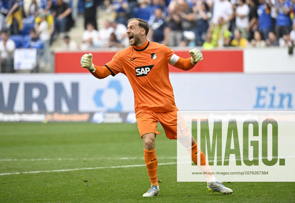 After the end of the match final cheers, joy, happiness, jubilation goalkeeper Oliver Baumann TSG 1899 Hoffenheim 01 TSG 1899 Hoffenheim vs Borussia Dortmund BVB 18 04 2026 DFL REGULATIONS PROHIBIT ANY USE OF PHOTOGRAPHS AS IMAGE SEQUENCES AND OR QUASI VIDEO TSG 1899 Hoffenheim vs Borussia Dortmund