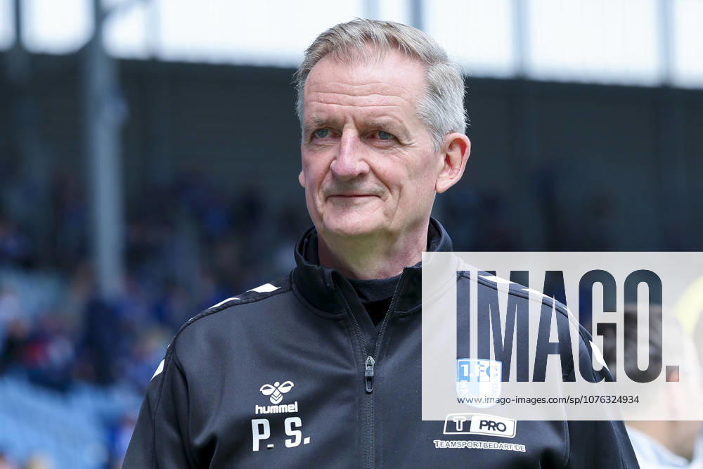 Coach Petrik Sander 1 FC Magdeburg smiles, 2 Bundesliga, 1 FC Magdeburg v Fortuna Düsseldorf, Avnet Arena on April 18, 2026 in Magdeburg, Germany Photo by Marco Steinbrenner DeFodi Images Coach Petrik Sander 1 FC Magdeburg smiles, 2 Bundesliga, 1 FC Magdeburg v Fortuna Düsseldorf, Avnet Arena, April 18, 2026 in Magdeburg, Germany Photo by Marco Steinbrenner DeFodi Images