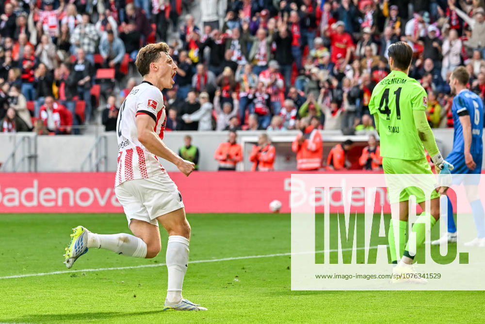 Celebration for the goal to 2 1 by Maximilian Eggestein SC Freiburg, 08 GER, SC Freiburg 1 FC Heidenheim, Football, Bundesliga, Matchday 30, Season 2025 2026, 19 04 2026 DFL DFB REGULATIONS PROHIBIT ANY USE OF PHOTOGRAPHS AS IMAGE SEQUENCES AND OR QUASI VIDEO GER, SC Freiburg 1 FC Heidenheim, Football, Bundesliga, Matchday 30, Season 2025 2026, 19 04 2026 Freiburg