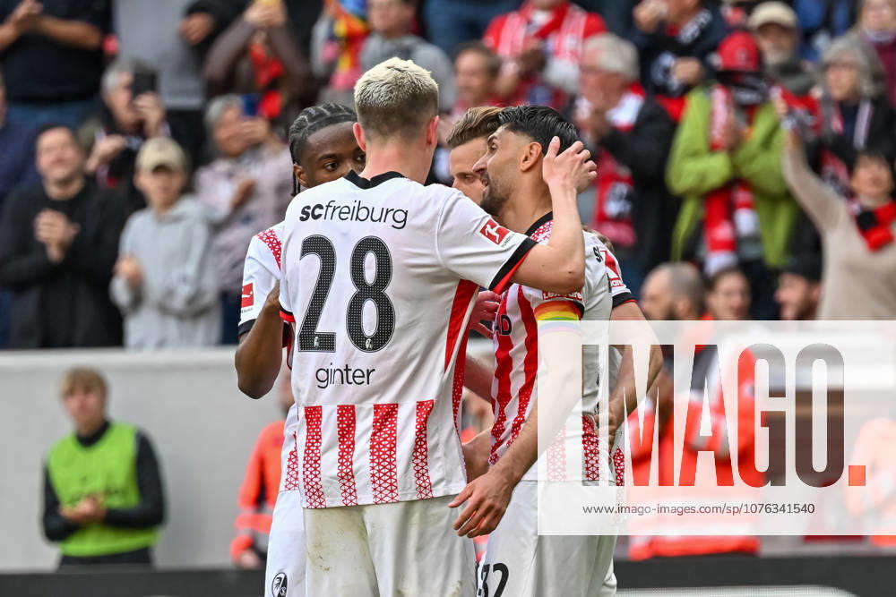 Celebration for the goal to 2 1 by Maximilian Eggestein SC Freiburg, 08 GER, SC Freiburg 1 FC Heidenheim, Football, Bundesliga, Matchday 30, Season 2025 2026, 19 04 2026 DFL DFB REGULATIONS PROHIBIT ANY USE OF PHOTOGRAPHS AS IMAGE SEQUENCES AND OR QUASI VIDEO GER, SC Freiburg 1 FC Heidenheim, Football, Bundesliga, Matchday 30, Season 2025 2026, 19 04 2026 Freiburg