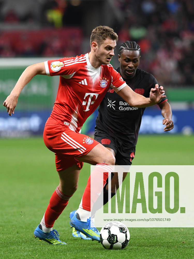 Josip Stanisic FC Bayern Muenchen and Nathan Tella Bayer 04 Leverkusen in a duel during the DFB Cup semifinal match between Bayer 04 Leverkusen v FC Bayern Munich, BayArena on April 22, 2026 in Leverkusen, Germany Photo by Ralf Treese DeFodi Images Josip Stanisic FC Bayern Muenchen and Nathan Tella Bayer 04 Leverkusen battle for the ball during the DFB Cup semifinal match between Bayer 04 Leverkusen and FC Bayern München at BayArena on April 22, 2026 in Leverkusen, Germany Photo by Ralf Treese DeFodi Images