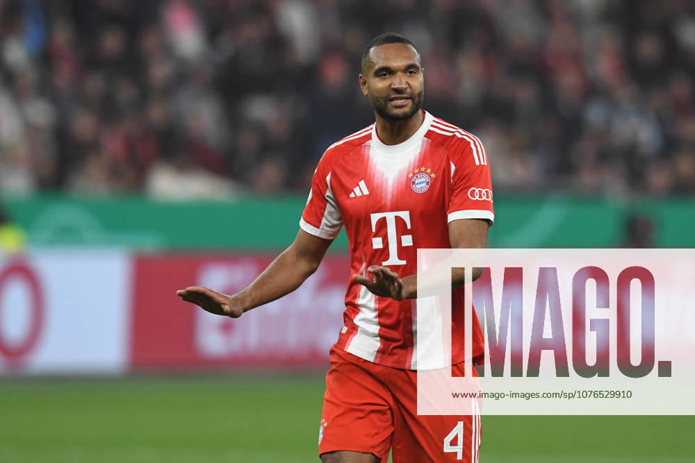 Jonathan Tah FC Bayern Muenchen, 4 gestures GER, Bayer 04 Leverkusen vs FC Bayern Muenchen, Football, DFB Pokal Semi-Final, Season 2025 2026, 22 04 2026 DFL REGULATES PROHIBIT ANY USE OF PHOTOGRAPHS AS IMAGE SEQUENCES AND OR QUASI VIDEO GER, Bayer 04 Leverkusen vs FC Bayern Muenchen, Football, DFB Pokal Semi-Final, Season 2025 2026, 22 04 2026 Leverkusen