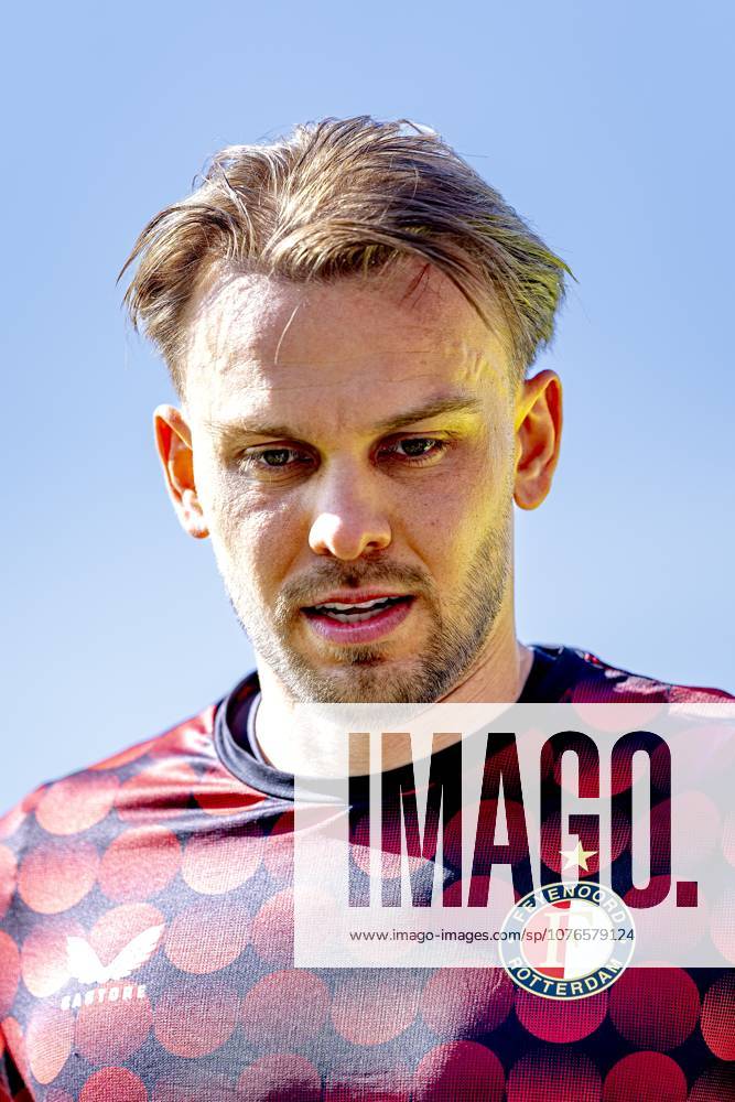 ROTTERDAM SC Feyenoord Rotterdam goalkeeper Timon Wellenreuther during the Dutch Vriendenloterij Eredivisie match between Feyenoord and FC Groningen at Stadion de Kuip on April 25, 2026 in Rotterdam, the Netherlands Photo by DeFodi Images
