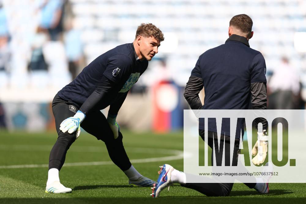 Carl Rushworth of Coventry City during the warm up Coventry City v Wrexham, EFL Sky Bet Championship, Football, Coventry Building Society Arena, Coventry, UK - 26 Apr 2026Coventry Coventry Building Society Arena United Kingdom