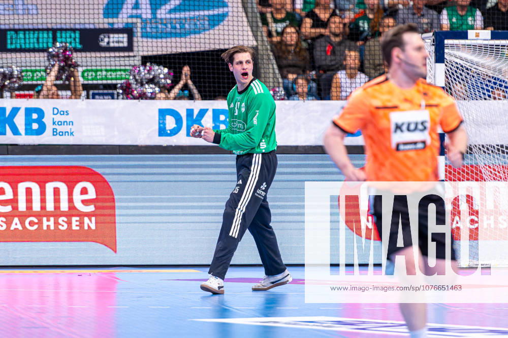 Joel Birlehm TSV Hannover Burgdorf, No. 35 v l , TSV Hannover Burgdorf red against TBV Lemgo Lippe white on matchday 29 of the 2025 2026 season in the DAIKIN Handball Bundesliga 26 04 2026, ZAG Arena Hannover, GER ,