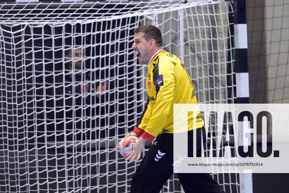 Nebojsa Simic goalkeeper MT Melsungen 16 , GER, MT Melsungen FC Porto POR , Handball, EHF European League Maenner, Quarter Final, Season 2025 2026, 28 04 2026, GER, MT Melsungen FC Porto, Handball, EHF Maenner, Quarter Final, Season 2025 2026, 28 04 2026 Kassel