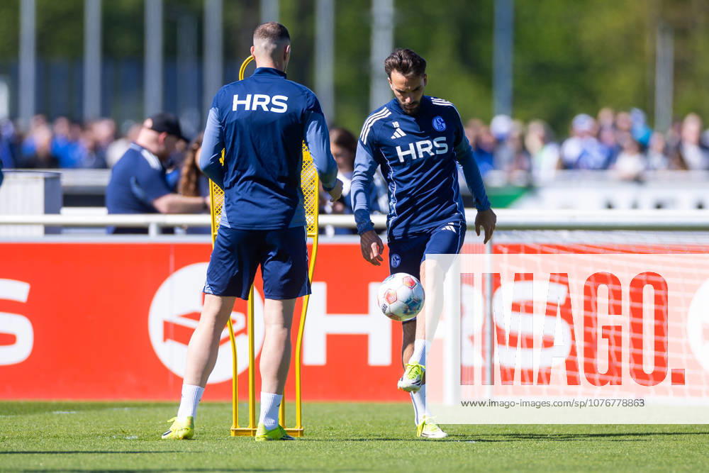 Football, Training of FC Schalke 04 Kenan Karaman FC Schalke 04 Gelsenkirchen Training ground FC Schalke 04 NRW Germany xRHR PHOTO YYx