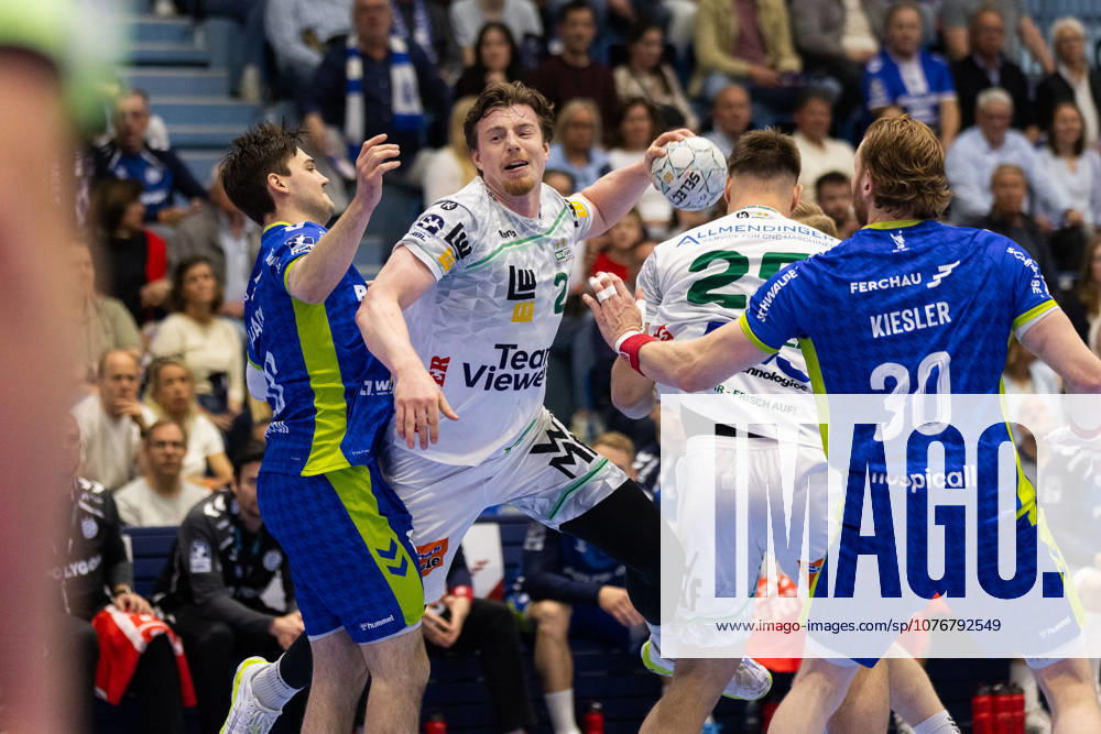 Erik PERSSON FRISCH AUF Goeppingen, 22 scores a goal, Action, Goal throw GER, VfL Gummersbach vs FRISCH AUF Goeppingen, Handball, Bundesliga, Matchday 30, Season 2025 2026, 30 04 2026, GER, VfL Gummersbach vs FRISCH AUF Goeppingen, Handball, Bundesliga, Matchday 30, Season 2025 2026, 30 04 2026, Gummersbach