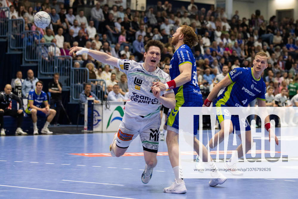 Oskar NEUDECK FRISCH AUF Goeppingen, 02 scores a goal, Action, Goal throw GER, VfL Gummersbach vs FRISCH AUF Goeppingen, Handball, Bundesliga, Matchday 30, Season 2025 2026, 30 04 2026, GER, VfL Gummersbach vs FRISCH AUF Goeppingen, Handball, Bundesliga, Matchday 30, Season 2025 2026, 30 04 2026, Gummersbach