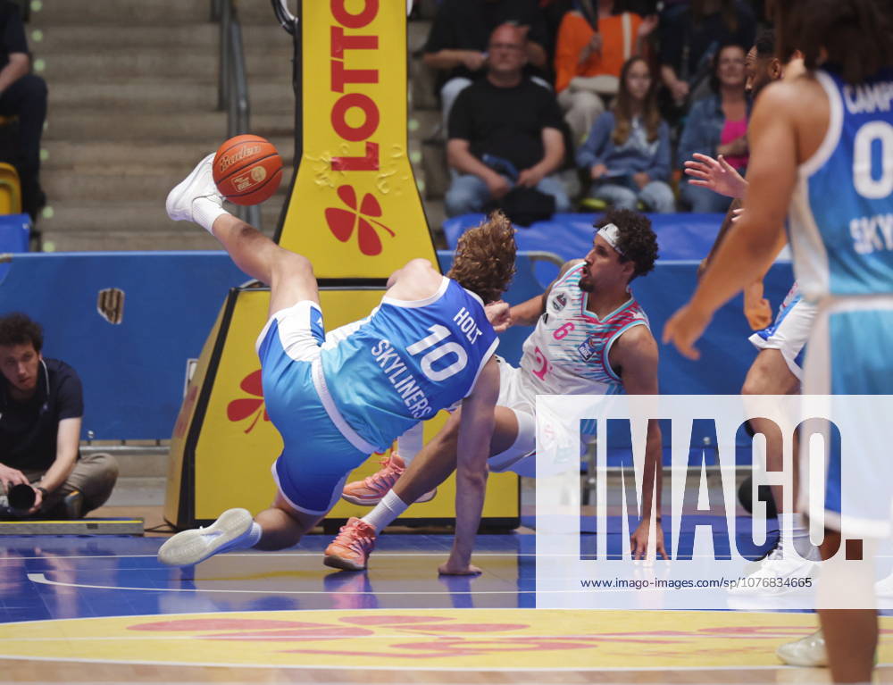 Michael Kessens Telekom Baskets Bonn vs Frankfurt Skyxliners 32 Speiltag season 2025 26