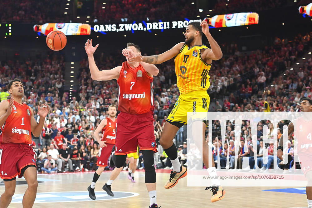 Johannes VOIGTMANN FCB , action,duel against Norris AGBAKOKO Berlin Basketball BBL,season 2025 2026 FC Bayern Muenchen Alba Berlin on 01 05 2026, S A P G A R D EN