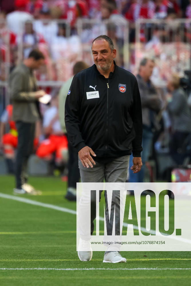 Frank Schmidt 1 FC Heidenheim 1846, Head Coach before the match, GER, FC Bayern Muenchen vs 1 FC Heidenheim 1846, Football, Bundesliga, Matchday 32, Season 2025 2026, 02 05 2026, , GER, FC Bayern Muenchen vs 1 FC Heidenheim 1846, Football, Bundesliga, Matchday 32, Season 2025 2026, 02 05 2026 Muenchen