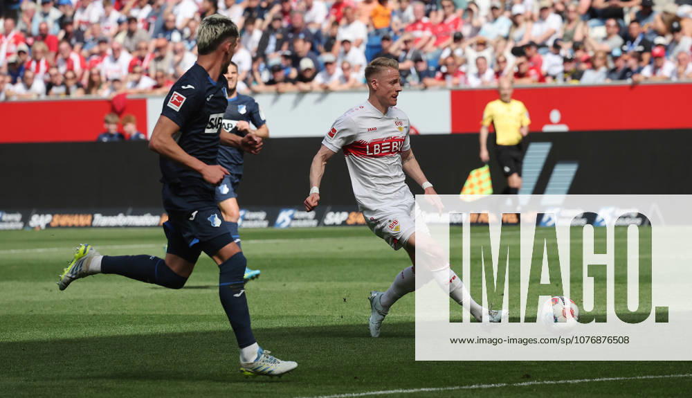 Sinsheim , Bundesliga TSG 1899 Hoffenheim vs VfB Stuttgart , Chris Führich VfB