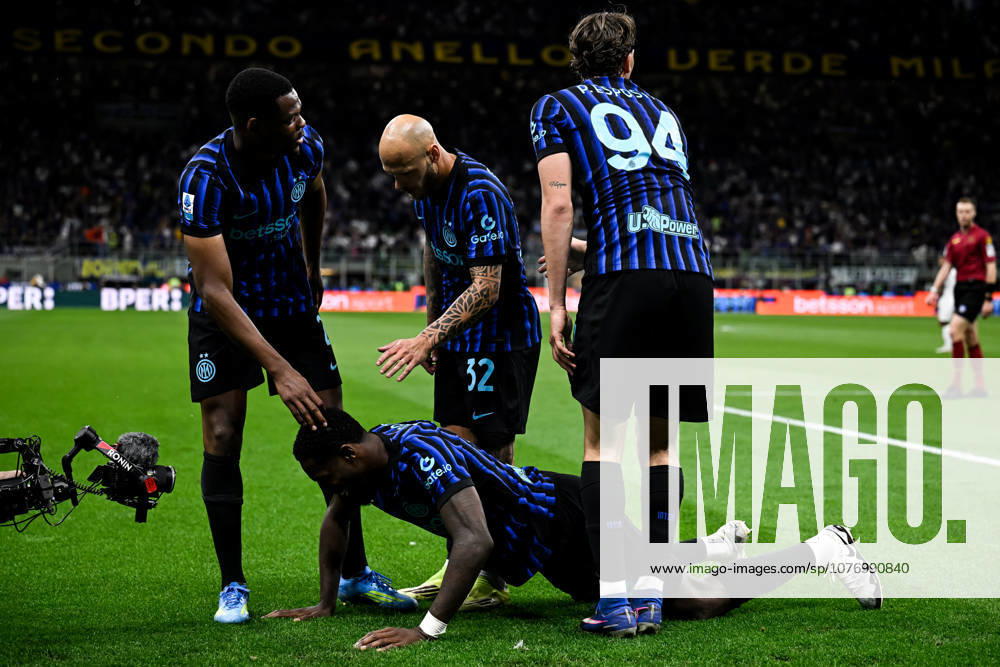 Marcus Thuram of FC Internazionale celebrates with team mates after scoring the goal of 1-0 during the Serie A 2025 2026 football match between FC Internazionale and Parma Calcio at San Siro stadium in Milano (Italy), May 3, 2026. andreaxstaccioli