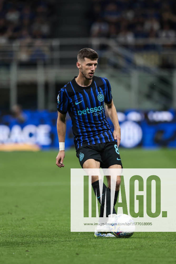 FC Internazionale v Parma Calcio 1913 - Serie A Petar Sucic of FC Internazionale is in action during the Serie A football match between Internazionale FC and Parma Calcio 1913 at Giuseppe Meazza Stadium in Milan, Italy, on May 3, 2026. Milano Italy