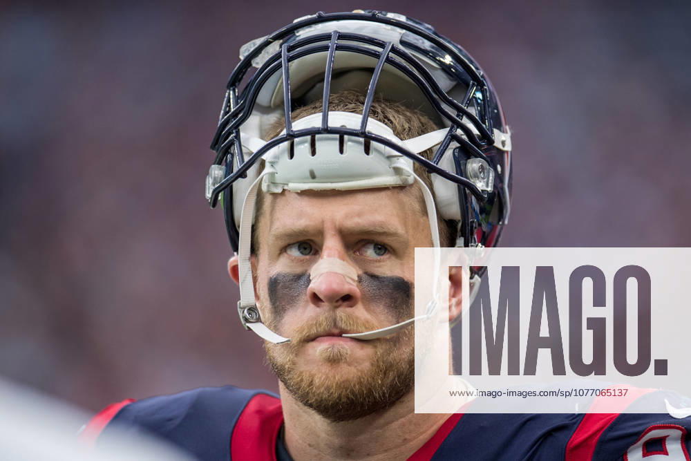 Houston Texans defensive end J.J. Watt (99) during the 3rd quarter of an NFL, American Football Herren, USA football game between the Houston Texans and the Tennessee Titans at NRG Stadium in Houston, TX. The Texans won the game 57-14...Trask Smith CSM