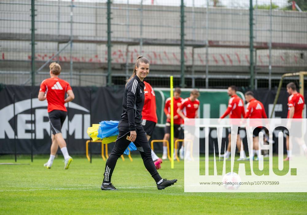 Soccer, Men, Season 2025 2026, 1 Bundesliga, 1 FC Union Berlin, Training on training ground II, Coach Marie Louise Eta 1 FC Union Berlin , 05 05 2026,