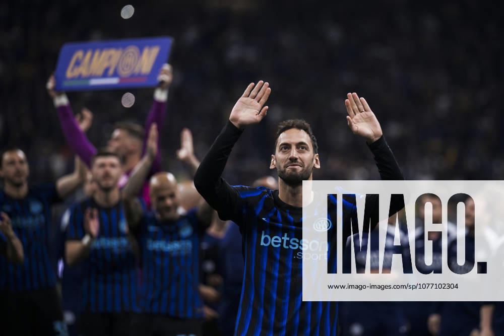 FC Internazionale v Parma Calcio - Serie A Hakan Calhanoglu of FC Internazionale celebrates the victory of Italian Serie A championship (Scudetto) at the end of the Serie A football match between FC Internazionale and Parma Calcio. Milan Italy
