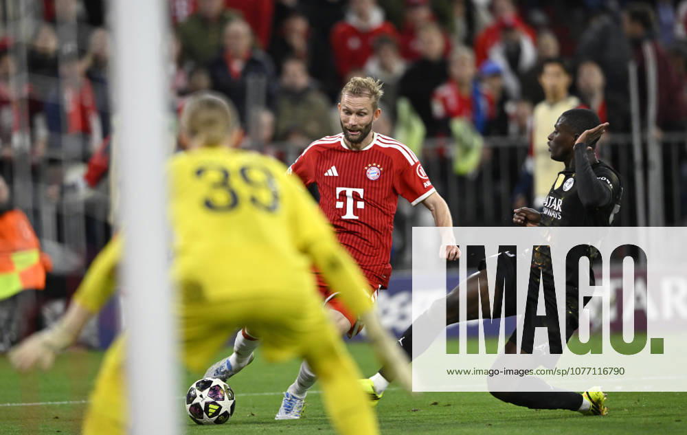 Penalty area scene, goal area scene Goal shot Action Goal chance Konrad Laimer FC Bayern Muenchen FCB 27 Goalkeeper Matvei Safonov FC Paris Saint Germain PSG 39 FC Bayern Muenchen FCB vs Paris Saint Germain PSG CL Champions League semi-final second leg 06 05 2026 DFL REGULATIONS PROHIBIT ANY USE OF PHOTOGRAPHS AS IMAGE SEQUENCES AND OR QUASI VIDEO FC Bayern Muenchen FCB vs Paris Saint Germain PSG CL Champions League