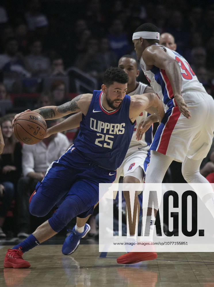 Los Angeles, California, U.S - Austin Rivers 25 of the Los Angeles Clippers drives during their NBA, Basketball Herren, USA game with the Detroit Pistons on Saturday October 28, 2017 at the Staples Center in Los Angeles, California. Clippers lose to Pistons, 95-87.