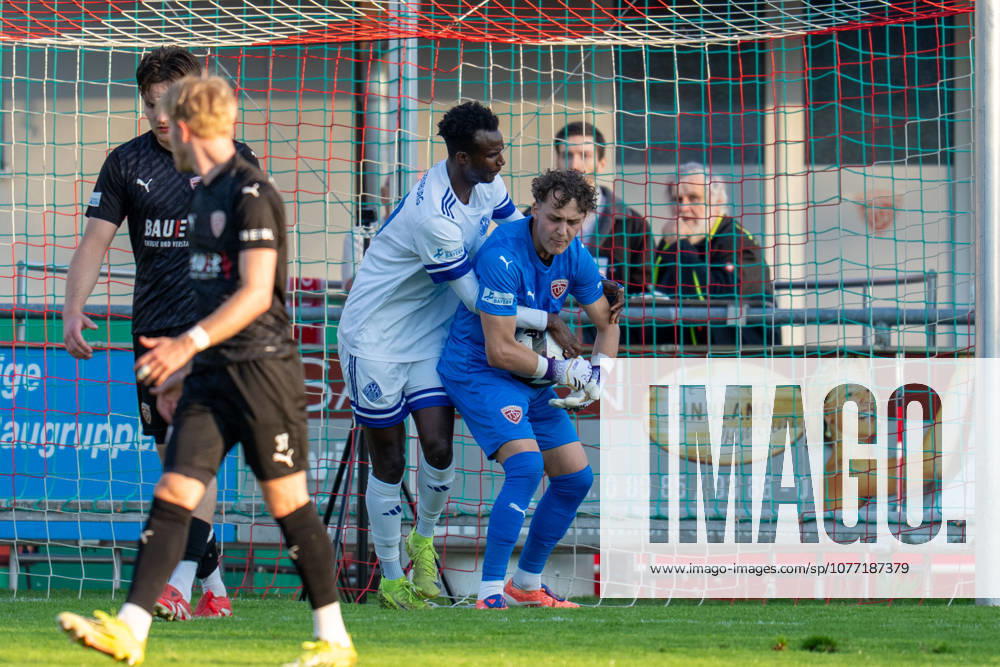 Soccer Mens Regionalliga Bayern Season 2025 2026 33 Matchday 08 05 2026 TSV Buchbach Viktoria Aschaffenburg SMR Arena Hady Kallo L of SV Viktoria Aschaffenburg argues with Marcel Brinkmann of TSV Buchbach Buchbach SMR Arena Bavaria Germany