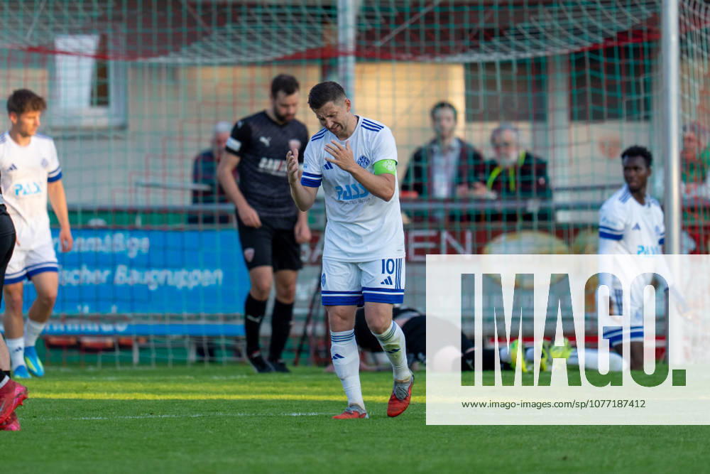 Soccer Mens Regionalliga Bayern Season 2025 2026 33 Matchday 08 05 2026 TSV Buchbach Viktoria Aschaffenburg SMR Arena Benjamin Baier of SV Viktoria Aschaffenburg reacts to the action is disappointed Buchbach SMR Arena Bavaria Germany