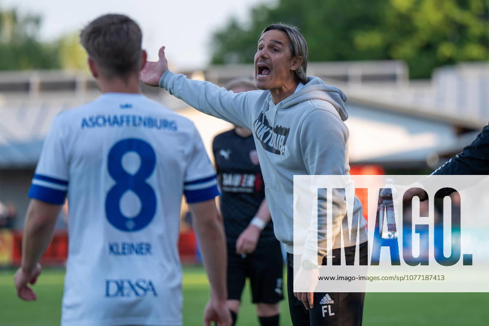Soccer Mens Regionalliga Bayern Season 2025 2026 33 Matchday 08 05 2026 TSV Buchbach Viktoria Aschaffenburg SMR Arena Coach Felix Luz of SV Viktoria Aschaffenburg reacts to the action gives instructions Buchbach SMR Arena Bavaria Germany