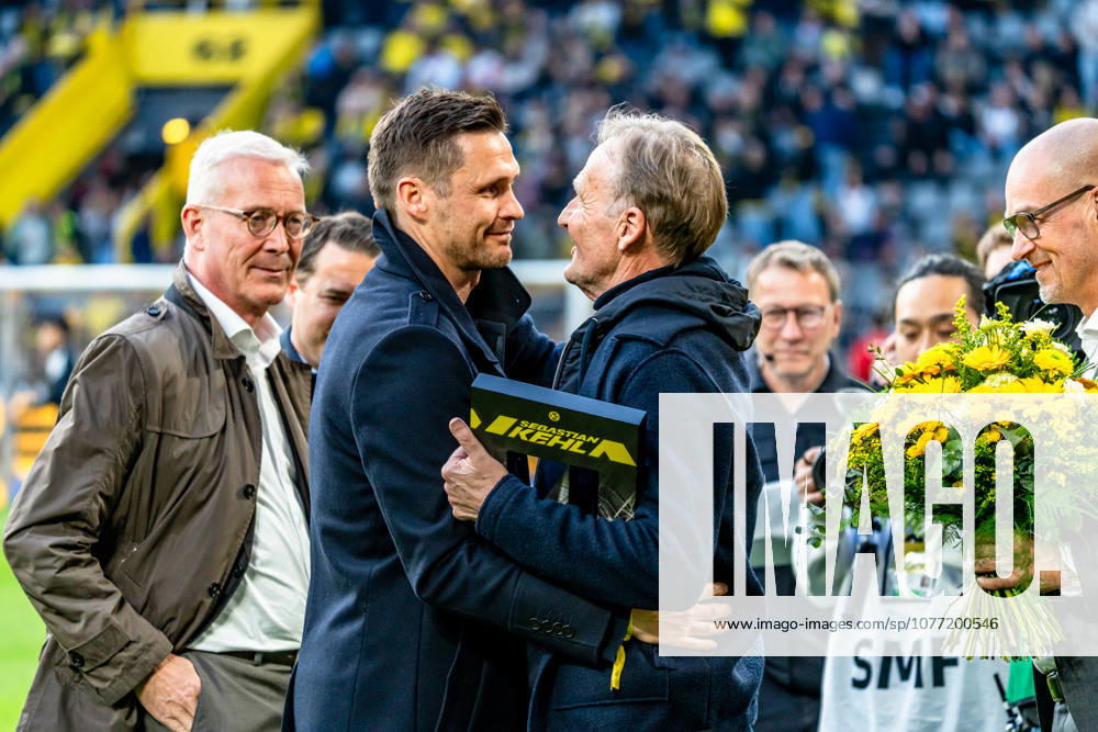 Germany Bundesliga 2025 2026 Matchday 33, Borussia Dortmund vs Eintracht Frankfurt, Friday, 08 05 2026 Signal Iduna Park, North Rhine-Westphalia Sebastian Kehl emotional farewell in front of the fans with Matzke