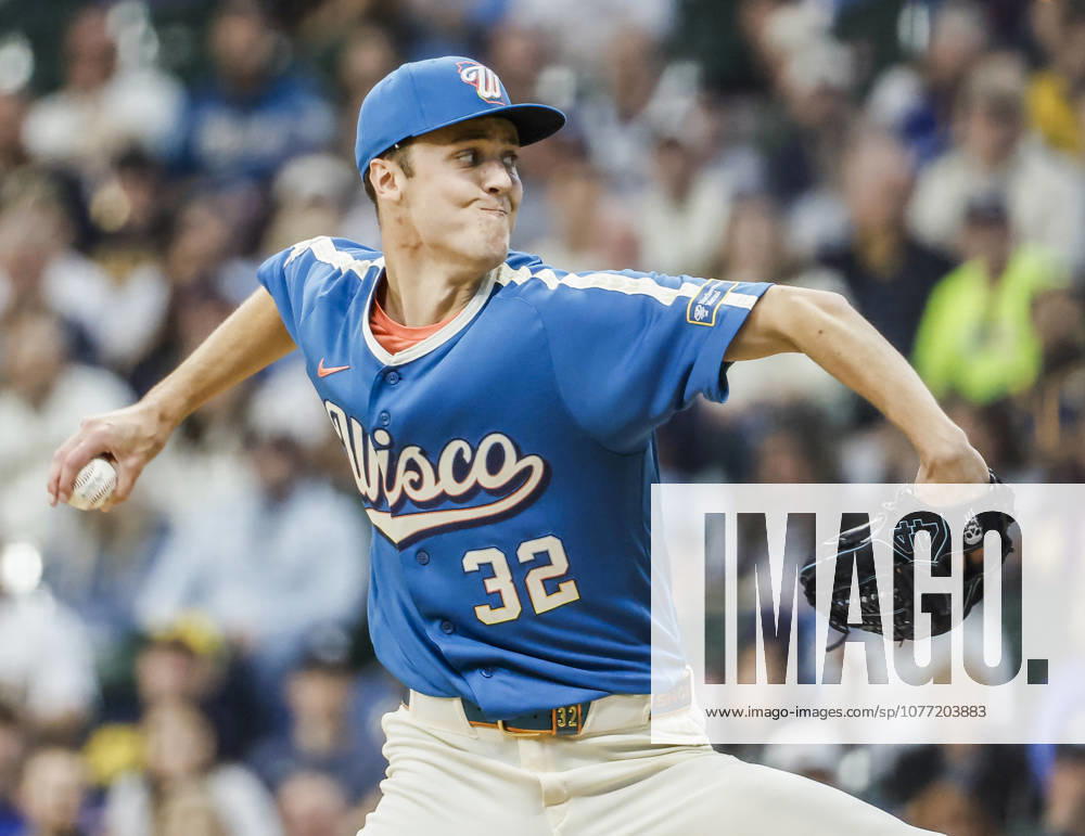 Milwaukee Brewers starting pitcher Jacob Misiorowski throws in the first inning of the MLB, Baseball Herren, USA game between the New York Yankees and the Milwaukee Brewers at American Family Field in Milwaukee, Wisconsin on Friday May 8, 2026. MIL20260508805 TANNENxMAURY