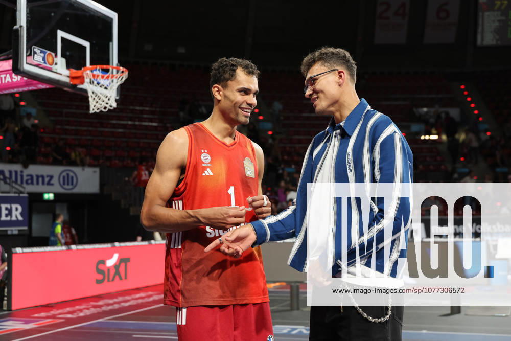Oscar da Silva FC Bayern Basketball, 01 with his brother, the NBA player Tristan da Silva Orlando Magic , GER, FC Bayern Basketball vs EWE Baskets Oldenburg, Basketball, easycredit Basketball Bundesliga, 34 Matchday, Season 2025 2026, 10 05 2026, GER, FC Bayern Basketball vs EWE Baskets Oldenburg, Basketball, easycredit Basketball Bundesliga, 34 Matchday, Season 2025 2026, 10 05 2026 Muenchen
