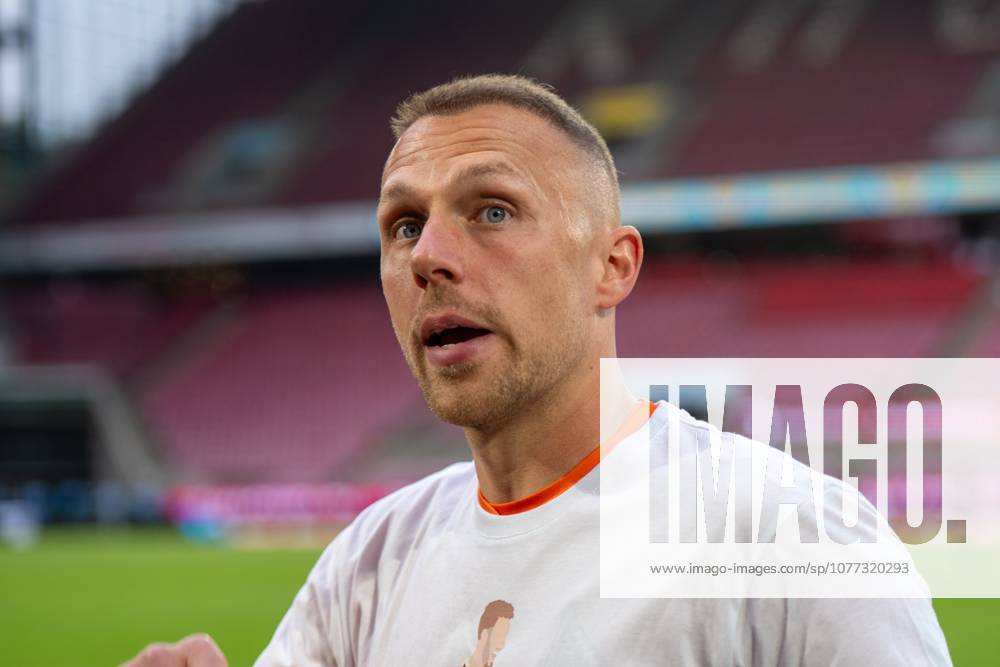 Marvin Schwaebe, Goalkeeper, 1 FC Koeln 1 , , 1 FC Koeln vs 1 FC Heidenheim, Football, 1 Bundesliga, 33 Matchday, 10 05 2026 DFB DFL regulations prohibit any use of photographs as image sequences and or quasi video Koeln Nordrhein Westfalen Germany