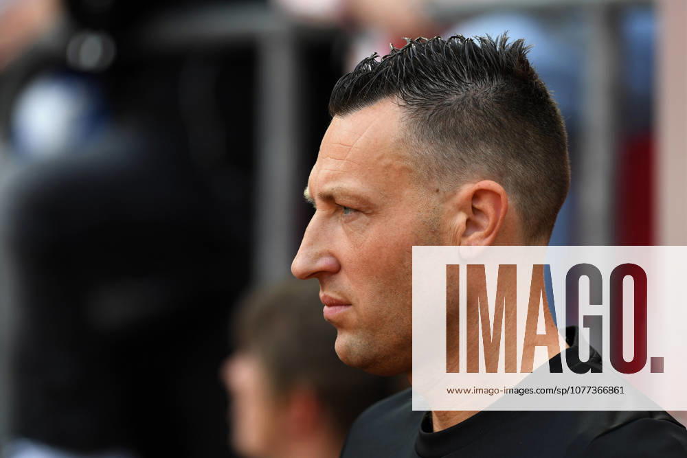 Referee Sven Jablonski looks on during the Bundesliga match between 1 FC Köln and 1 FC Heidenheim 1846, RheinEnergieSTADION on May 10, 2026 in Köln, Germany Photo by Ralf Treese DeFodi Images Referee Sven Jablonski looks on during the Bundesliga match between 1 FC Köln and 1 FC Heidenheim 1846 at RheinEnergieSTADION on May 10, 2026 in Köln, Germany Photo by Ralf Treese DeFodi Images DFL regulations prohibit any use of photographs as image sequences and or quasi video Photo by Ralf Treese DeFodi Images