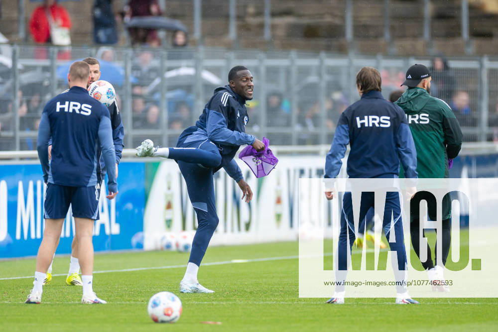 Football, Training of FC Schalke 04 Bryan Lasme FC Schalke 04 Gelsenkirchen Training ground FC Schalke 04 NRW Germany xRHR PHOTO YYx