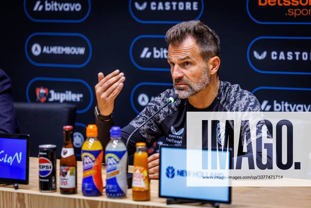 Club s head coach Ivan Leko pictured during a press conference, PK, Pressekonferenz of Belgian soccer team Club Brugge KV, Friday 15 May 2026 in Brugge, regarding their lasts games of the Champion s Play-Off (PO 1) competition of the Jupiler Pro League. KURTxDESPLENTER x173965748x