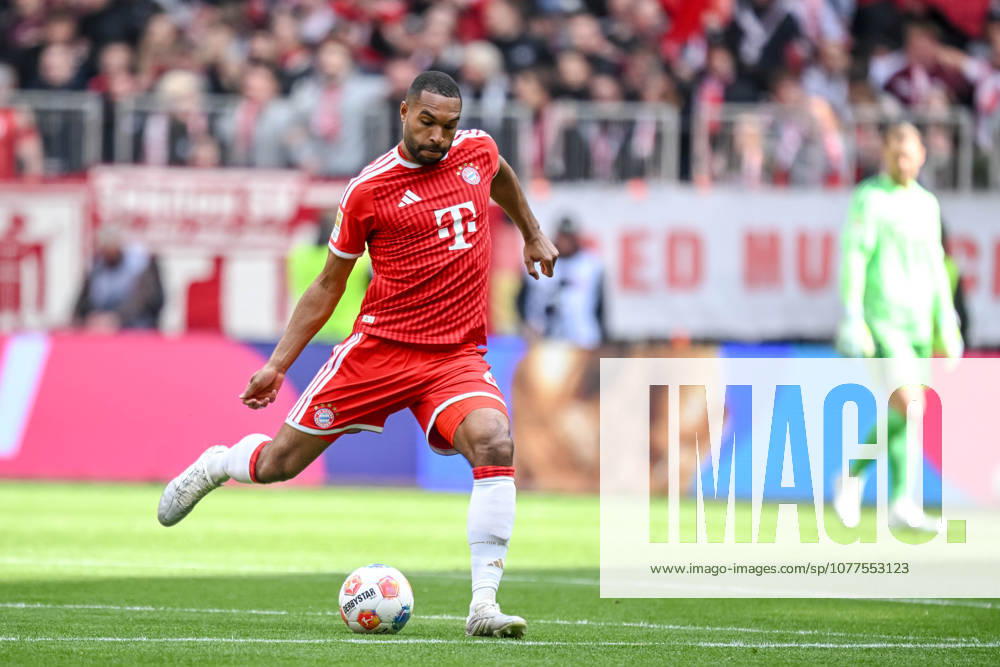 Jonathan Tah FC Bayern München in action, am Ball, Einzelaktion waehrend des spiels der Bundesliga zwischen FC Bayern München und 1 FC Köln, Allianz Arena am 16 May 2026 in München, Germany Photo by Harry Langer DeFodi Images Jonathan Tah FC Bayern München controls the Ball during the Bundesliga match between FC Bayern München and 1 FC Köln at Allianz Arena on May 16, 2026 in München, Germany Photo by Harry Langer DeFodi Images DFL regulations prohibit any use of photographs as image sequences and or quasi video Photo by Harry Langer DeFodi Images DFL regulations prohibit any use of photographs as image sequences and or quasi video