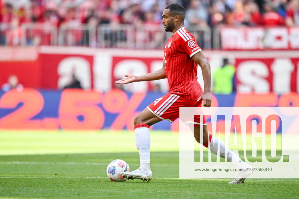 Jonathan Tah FC Bayern München in action, am Ball, Einzelaktion waehrend des spiels der Bundesliga zwischen FC Bayern München und 1 FC Köln, Allianz Arena am 16 May 2026 in München, Germany Photo by Harry Langer DeFodi Images Jonathan Tah FC Bayern München controls the Ball during the Bundesliga match between FC Bayern München and 1 FC Köln at Allianz Arena on May 16, 2026 in München, Germany Photo by Harry Langer DeFodi Images DFL regulations prohibit any use of photographs as image sequences and or quasi video Photo by Harry Langer DeFodi Images DFL regulations prohibit any use of photographs as image sequences and or quasi video