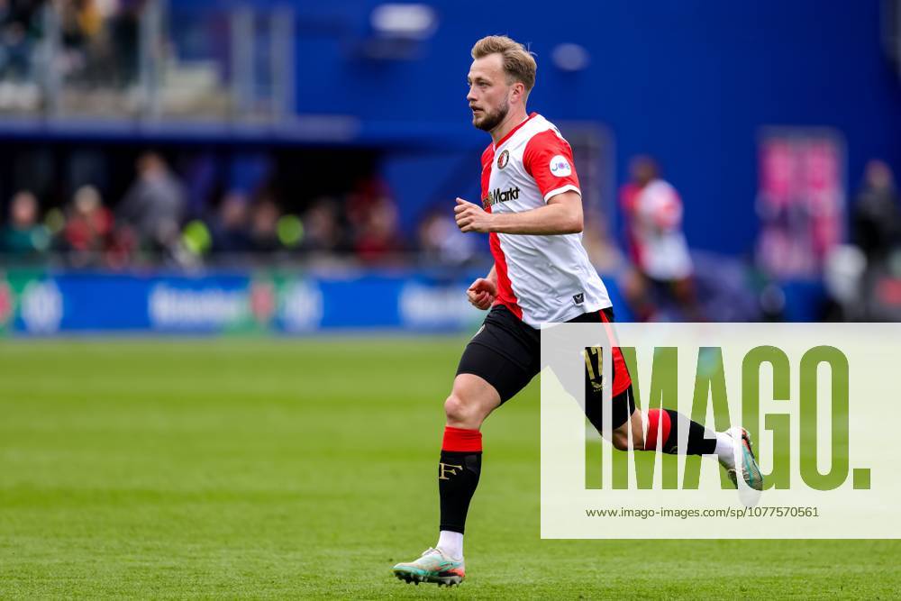 , MACÂ³PARK , season 2025 2026 , Dutch Eredivisie Football , match between PEC Zwolle and Feyenoord , picture shows Feyenoord player Casper Tengstedt PEC - Feyenoord x203759622x
