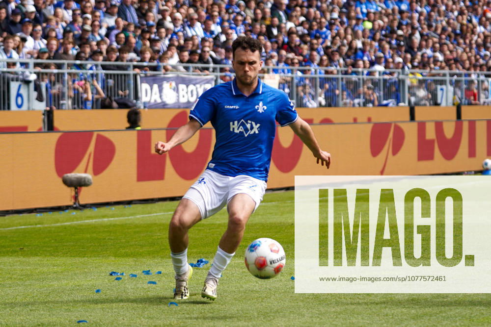 Germany Soccer 2 Liga 2025 2026, Matchday 34 SV Darmstadt 98 vs SC Paderborn 07 Merck Stadion am Böllenfalltor Darmstadt Sergio Lopez SVD, 2 on the ball