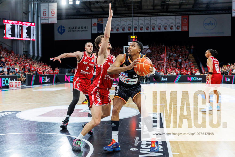Daniel Keppeler BMA365 Bamberg Baskets, 31 , Zachary Ensminger BMA365 Bamberg Baskets, 01 , Justin Simon ratiopharm Ulm, 15 , BMA365 Bamberg Baskets vs ratiopharm Ulm, Basketball, easyCredit BBL, Playoff Quarterfinals, Game 2, 18 05 2026 BMA365 Bamberg Baskets vs ratiopharm Ulm, Basketball, easyCredit BBL, Playoff Quarterfinals, Game 2, 18 05 2026 Bamberg