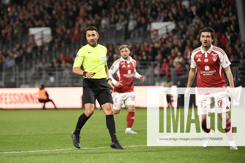 Stade Brestois 29 v Angers SCO - Ligue 1 McDonald s 2025 2026 Mathieu VERNICE (ARBITRE) during the Ligue 1 McDonald s match between Brest and Angers at Stade Francis Le Ble on May 17, 2026 in Brest, France. Brest France