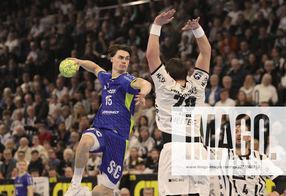 Photo Goal throw from Miro Schluroff Gummersbach against Lukas LAUBE Kiel , right Handball Men 1 Bundesliga on Sat 28 02 2025 THW Kiel VfL Gummersbach