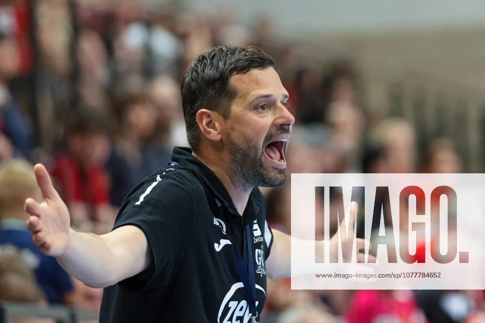 Coach Norman Rentsch Zwickau , SV Union Halle Neustadt vs BSV Sachsen Zwickau, Handball Bundesliga Women, Play Offs 5 11 Matchday 6, Season 2025 26, 23 05 2026 Halle SWH Arena Sachsen Anhalt Germany